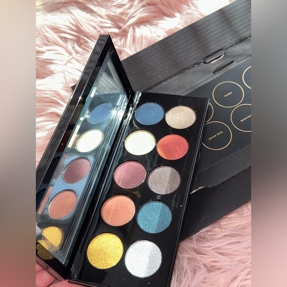 Pat McGrath Mothership IV Eyeshadow Palette Decadence